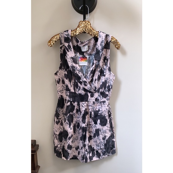 2 Left!! Gorgeous Printed Surplice Dress - Picture 2 of 4